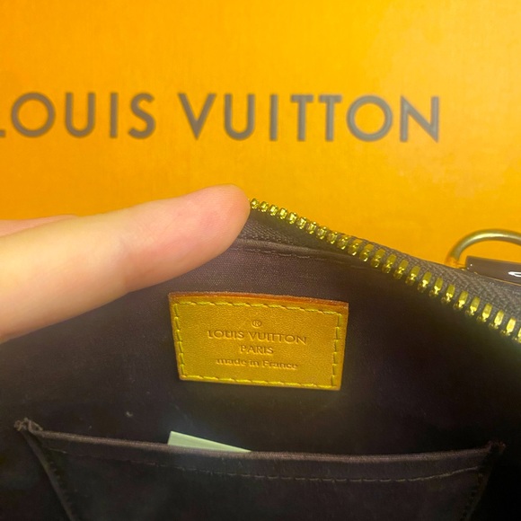 Authentic Louis Vuitton Alma small - Picture 3 of 6
